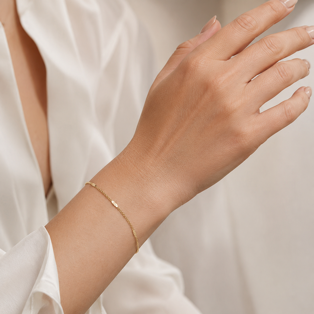 Set GOLDEN FLAKES – colier și brățară placate cu aur de 18K