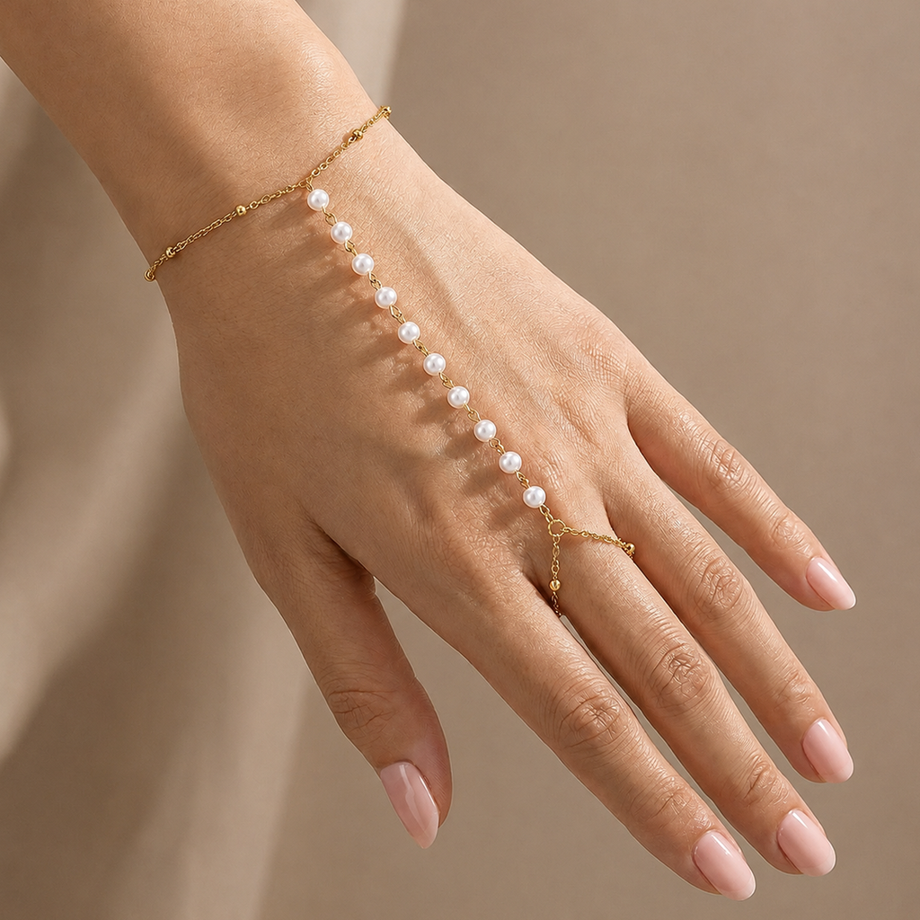 Brățară Pearl Hand Chain cu prindere pe deget, placată cu aur de 18K