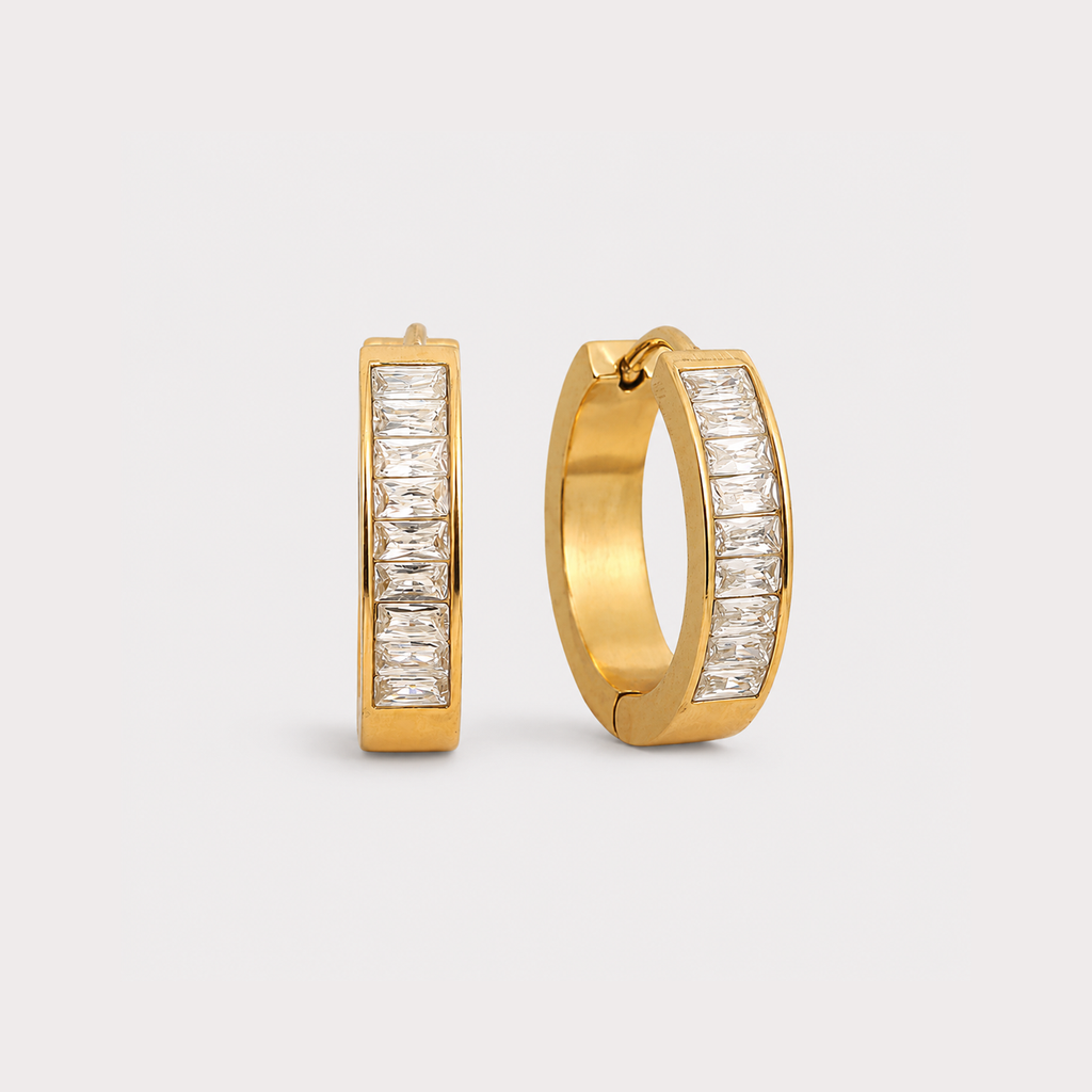 Cercei BAGUETTE ZIRCONIA HOOPS placați cu aur de 18K
