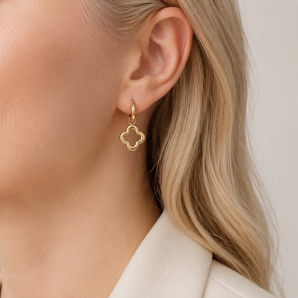 Cercei GOLDEN CLOVER HOOPS placați cu aur de 18K