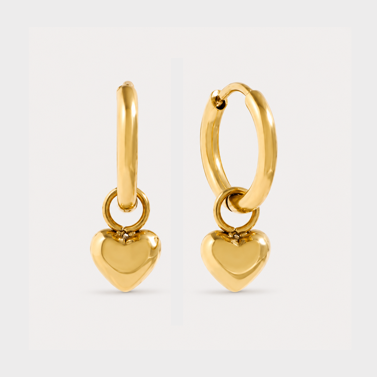 Cercei TINY HEART HOOPS placați cu aur de 18K